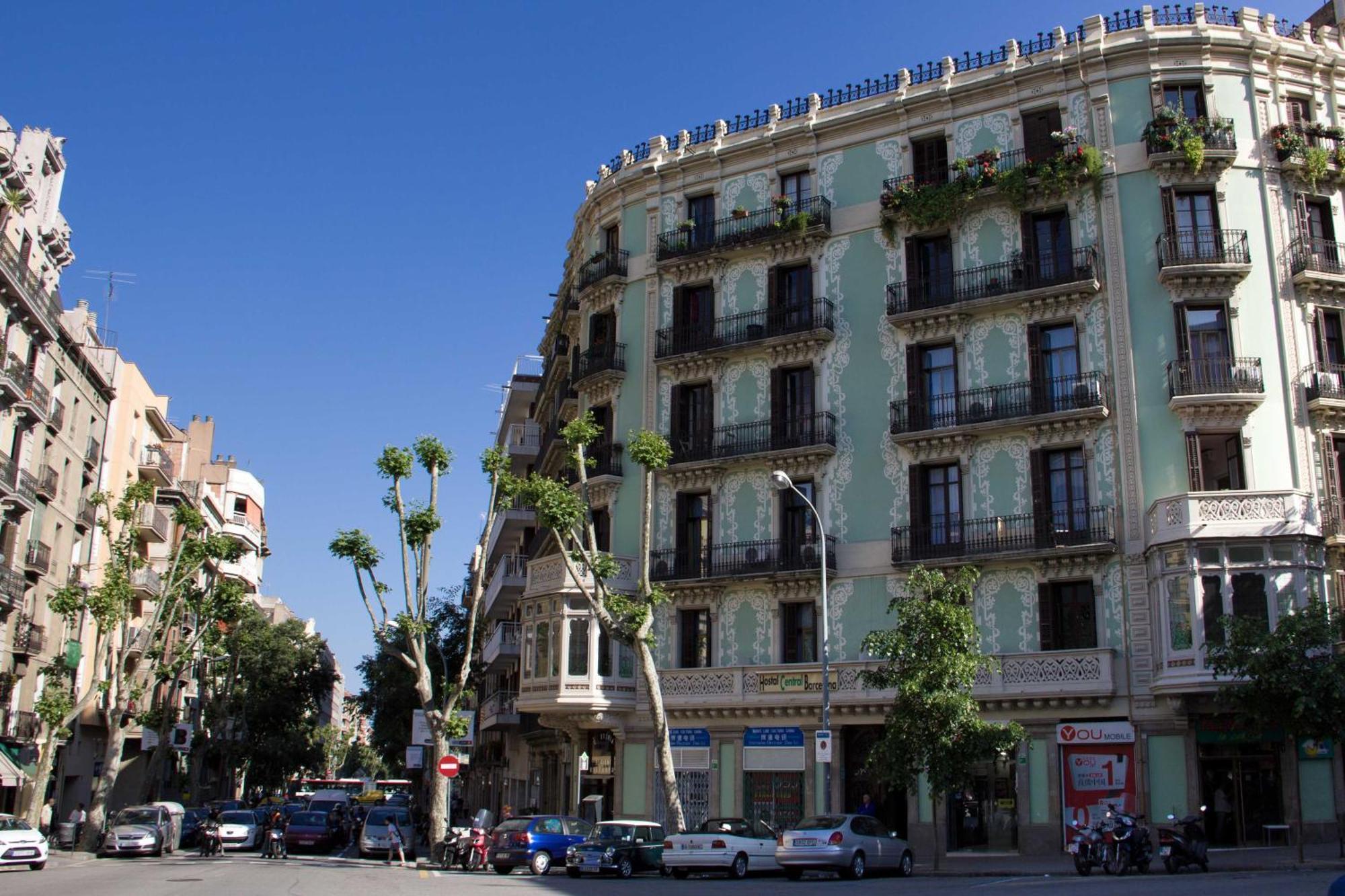 Hostalin Barcelona Diputacion Εξωτερικό φωτογραφία